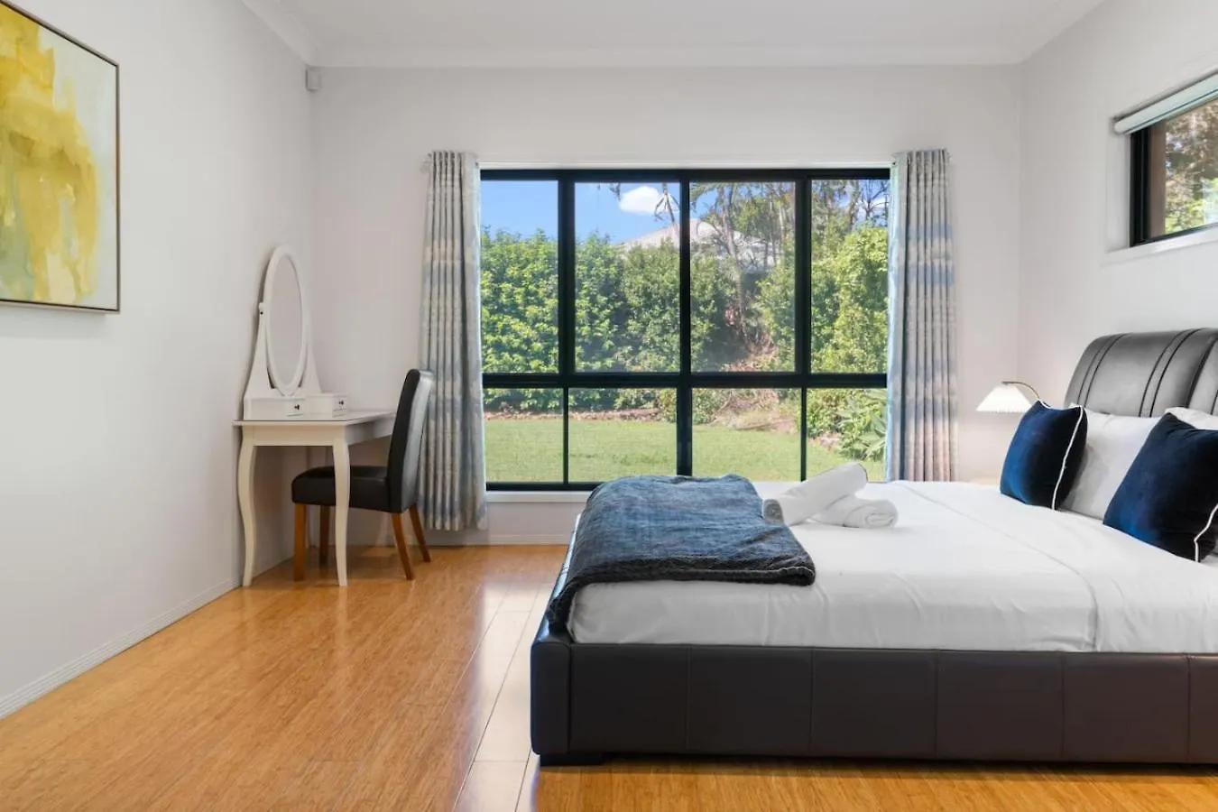 4Bspacious Cozy Family Entertained Home At Parkinson Browns Plains 0*,